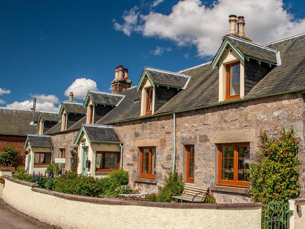 Rosemount Cottage Two - Highland Cottage Garve Exterior photo